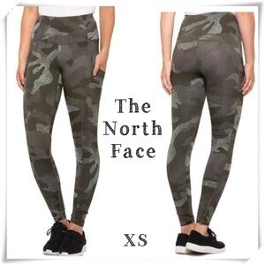 THE North Face Camouflage Print 7/8 Leggings in Military Green
